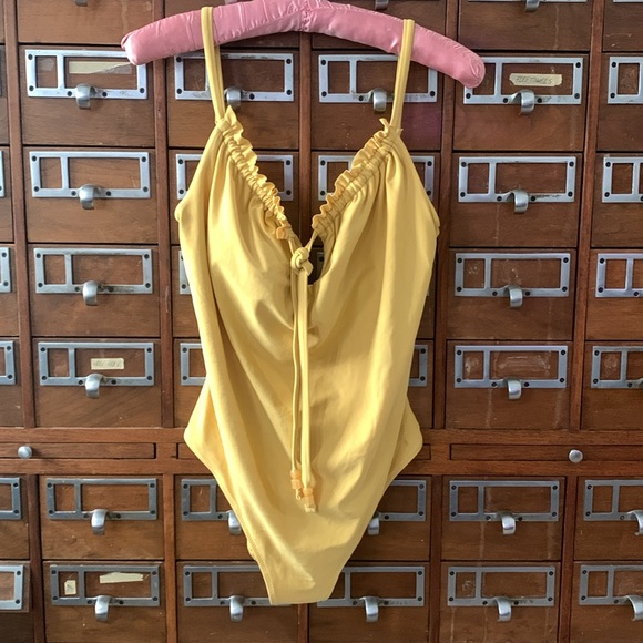 Aerie Yellow Mustard Low Back Cinched Ruffle Keyhole Neck One-piece Swim… - Picture 2 of 10